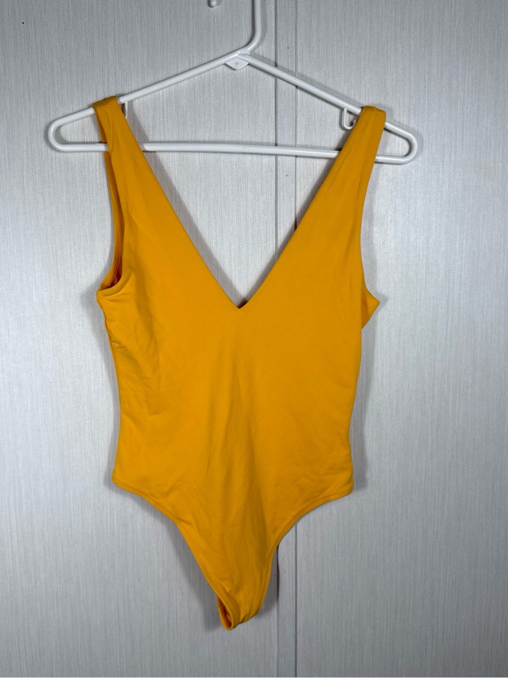 Aritiza Babaton S Yellow Contour Double V-Neck Thong Bodysuit Layering Piece